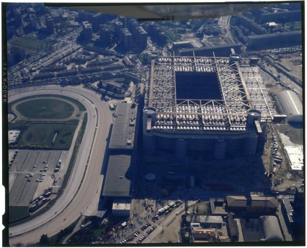 Milano. Stadio Meazza. Veduta aerea.