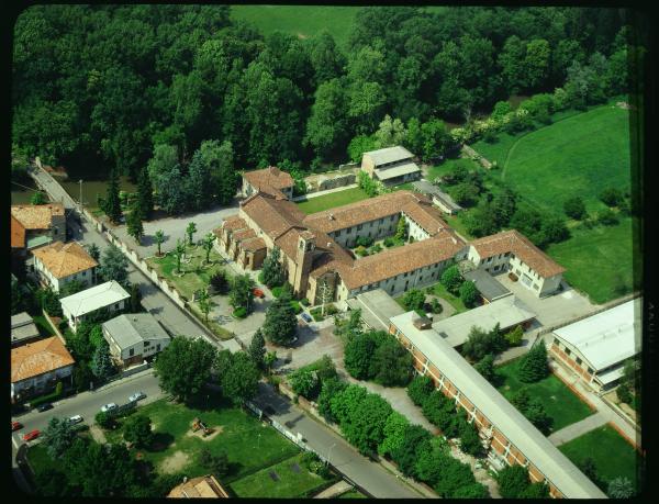 Monza. Chiesa Santa Maria delle Grazie. Chiesa e convento francescano. Veduta aerea.