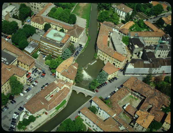 Monza. Fiume Lambro. Ponte S. Gerardo. Veduta aerea.