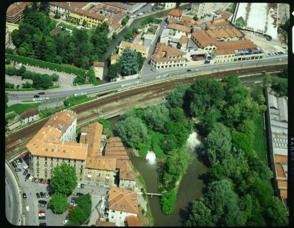 Monza. Fiume Lambro. Ferrovia. Veduta aerea.