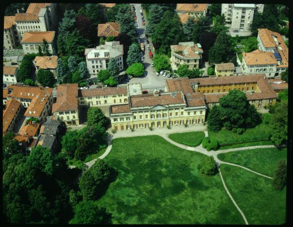 Monza. Parco di Monza. Villa Archinto Pennati. Veduta aerea.