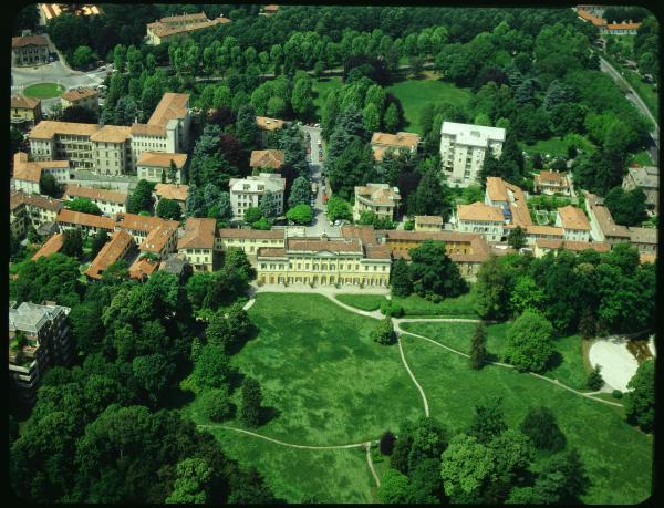 Monza. Parco di Monza. Villa Archinto Pennati. Veduta aerea.