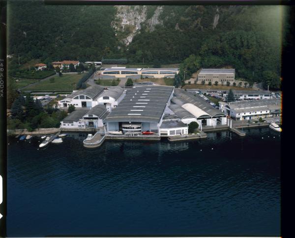 Sarnico. Cantieri navali. Lago d'Iseo. Veduta aerea.