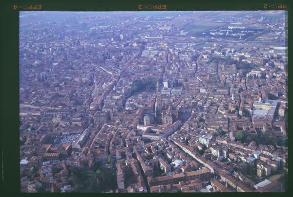 Cremona. Centro storico. Veduta aerea.