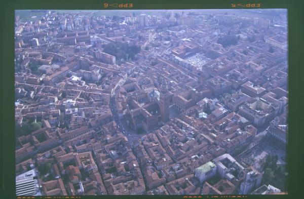 Cremona. Centro storico. Veduta aerea.