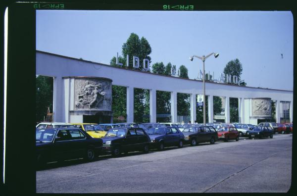 Milano. Piazzale Lotto. Lido di Milano. Entrata. Veduta.