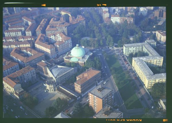 Castellanza. Piazza Chiesa. Veduta aerea.