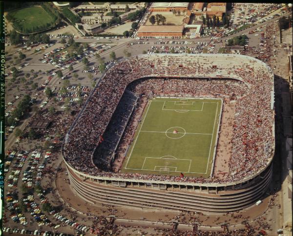 Milano. Stadio Meazza. Veduta aerea.