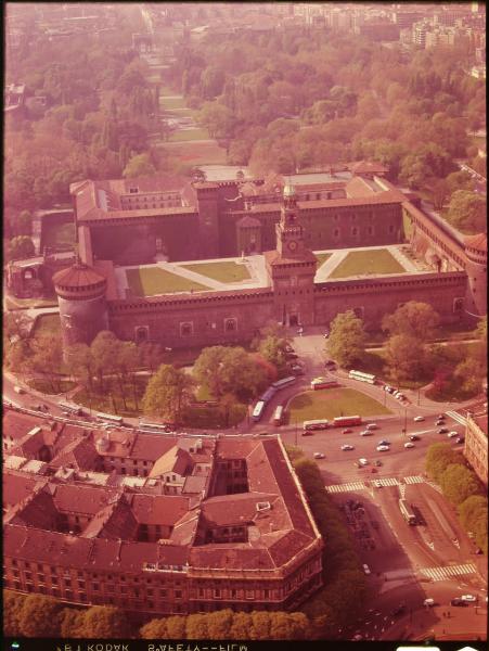 Milano. Castello Sforzesco. Veduta aerea.