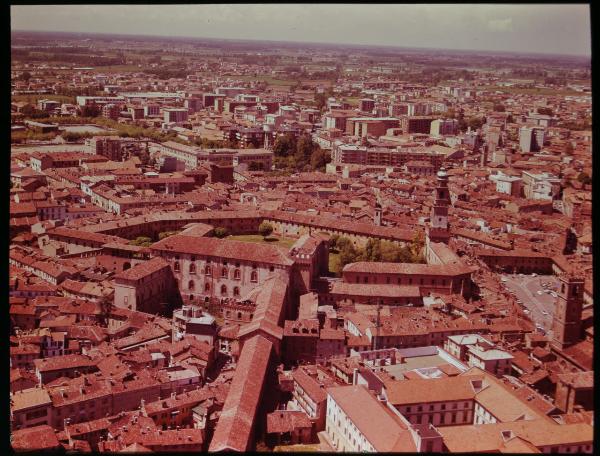 Vigevano. Centro. Veduta.