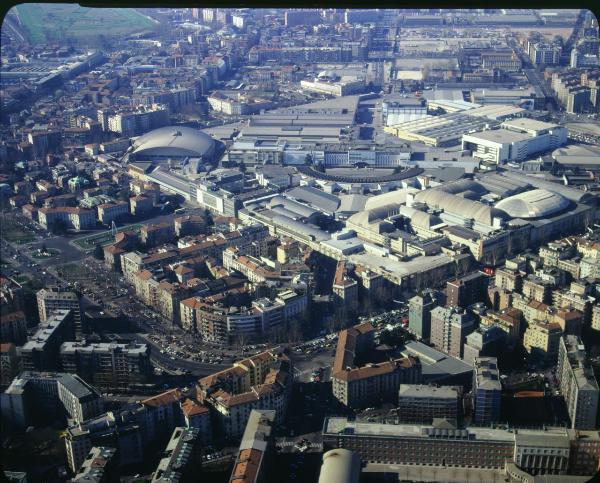 Milano. Fiera di Milano. Veduta aerea.