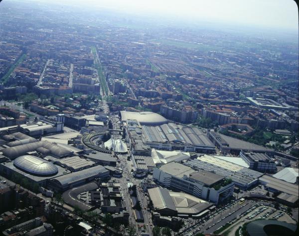 Milano. Fiera di Milano. Veduta aerea.