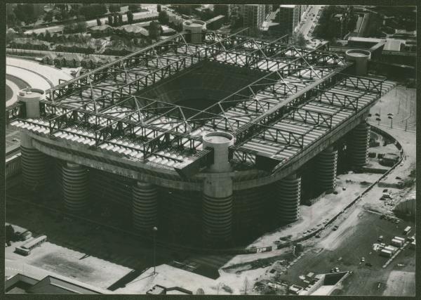 Milano. Stadio Meazza. Veduta aerea.