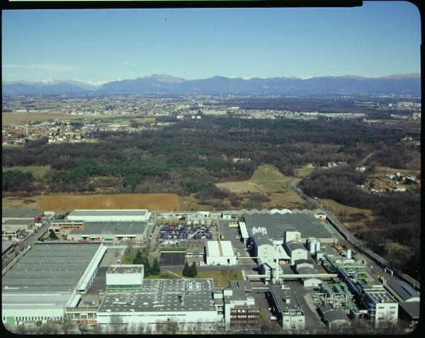 Garbagnate. Stabilimento Bayer. Veduta aerea.