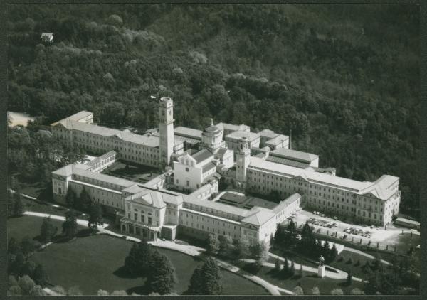 Venegono. Seminario Arcivescovile di Milano. Veduta aerea.