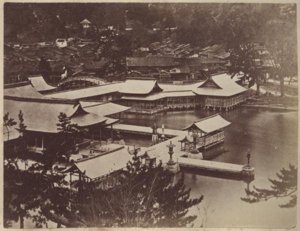 Giappone - Prefettura di Hiroshima - Isola di Miyajima - Santuario Shinto di Itsukushima - "Meisho"