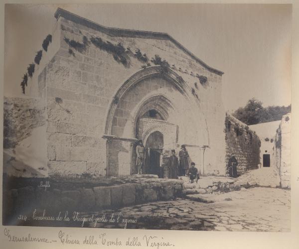 Palestina/Israele - Gerusalemme - Valle del Cedron - Chiesa della tomba della Vergine - Esterno - Facciata