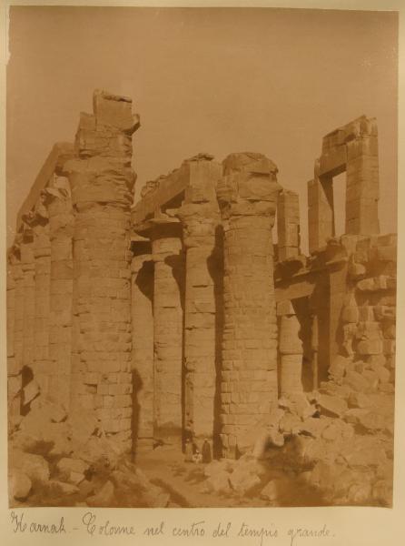 Egitto - Luxor dintorni - El Karnak - Complesso di templi - Sala Ipostila di Sethy I e Ramses II - Grandi colonne