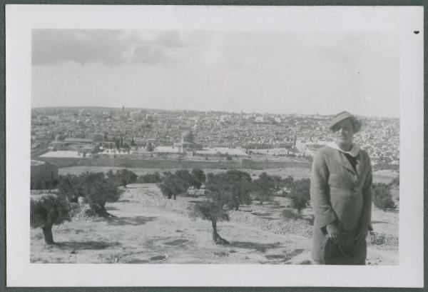 Ritratto femminile - Marieda Di Stefano - Gerusalemme - Monte degli ulivi - Veduta - Panorama