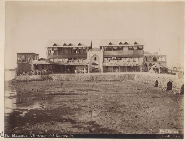 Eritrea - Massaua - Porto - Edificio del Comando militare italiano - Esterno - Facciata