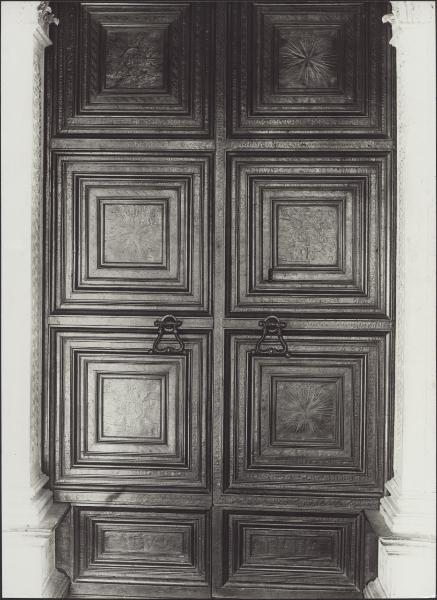 Porta - Certosa di Pavia - Chiesa - Lavabo dei Monaci