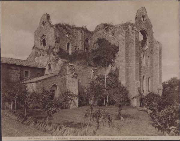 Chiusdino - Abbazia di S. Galgano - Chiesa - Abside - Ruderi