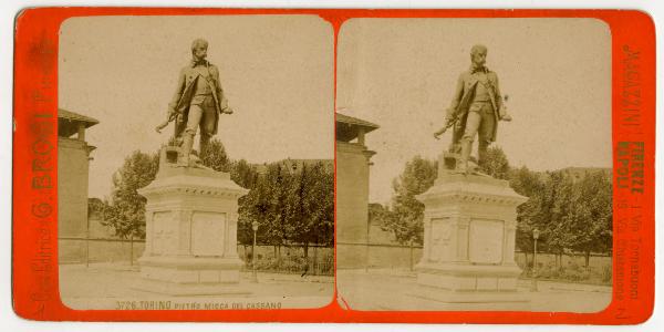 Statua - Bronzo - Monumento a Pietro Micca del Cassano - Giuseppe Cassano 1863 - Torino - Mastio della Cittadella