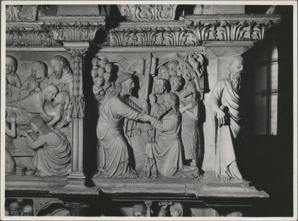 Rilievo - Resurrezione di Cristo - Milano - Basilica di S. Eustorgio - Altare maggiore