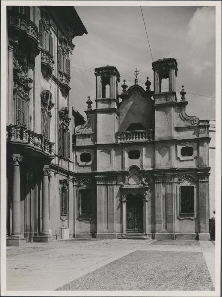 Pavia - Oratorio dei Ss. Quirico e Giulitta - Facciata