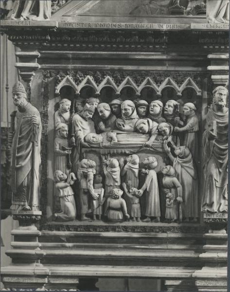 Rilievo - Funerali di San Pietro Martire - Giovanni di Balduccio (bottega) - Milano - Basilica di S. Eustorgio - Cappella Portinari - Arca di San Pietro Martire