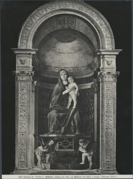 Trittico dipinto - Madonna in trono con Bambino, angeli musicanti e Santi (scomparto centrale) - Giovanni Bellini - Venezia - Chiesa di Santa Maria Gloriosa dei Frari