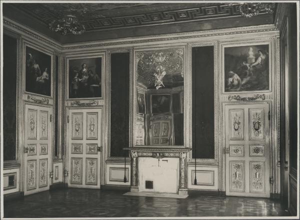 Torino - Palazzo Chiablese - Interno di una sala