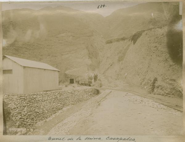 Perù - Sierra de Lima - Miniera Casapalca - Esterno - Entrata - Tunnel - Casotto