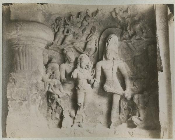 Statue in pietra - Altorilievi - Shiva e Parvati - India - Mumbai (già Bombay) - Isola di Elephanta - Grotte - Interno