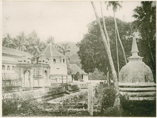 Sri Lanka (già Ceylon) - Kandy - Tempio del Sacro Dente - Dalada Maligawa - Esterno