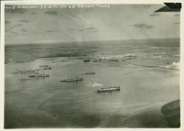 Libia - Tobruk - Porto - Seconda squadra navale della Marina Militare italiana - Navi