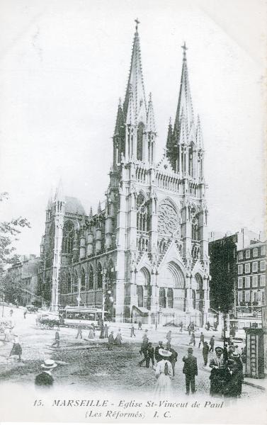 Francia - Marsiglia - Veduta della chiesa di St-Vincent de Paul e della piazza antistante