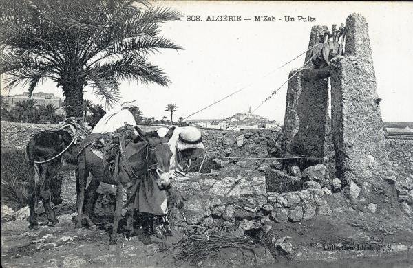 Algeria - M'Zab - Un Pozzo