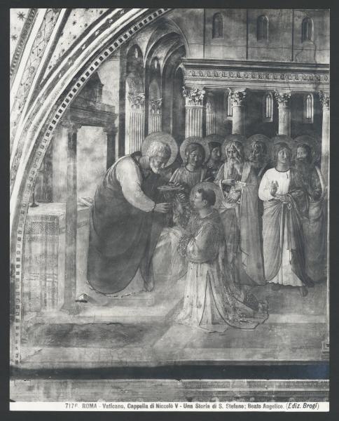 Dipinto murale - S. Stefano riceve i vasi sacri da San Pietro e fa elemosina ai poveri (particolare) - Beato Angelico - Città del Vaticano - Musei Vaticani - Stanze di Raffaello - Cappella di Niccolò V