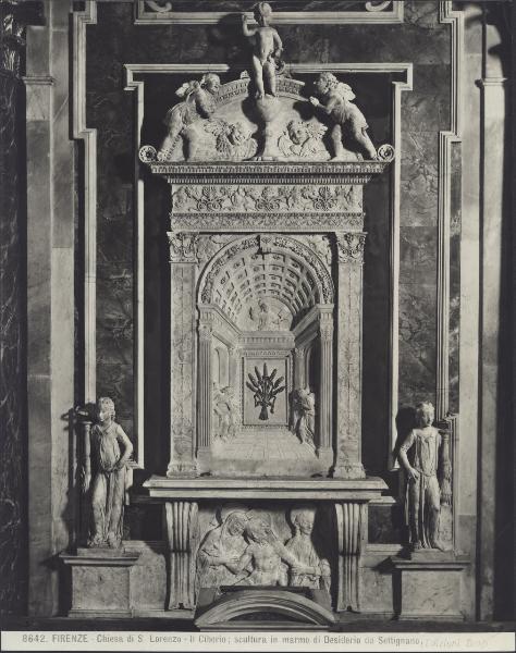 Tabernacolo - Desiderio da Settignano - Firenze - Basilica di S. Lorenzo - Navata destra