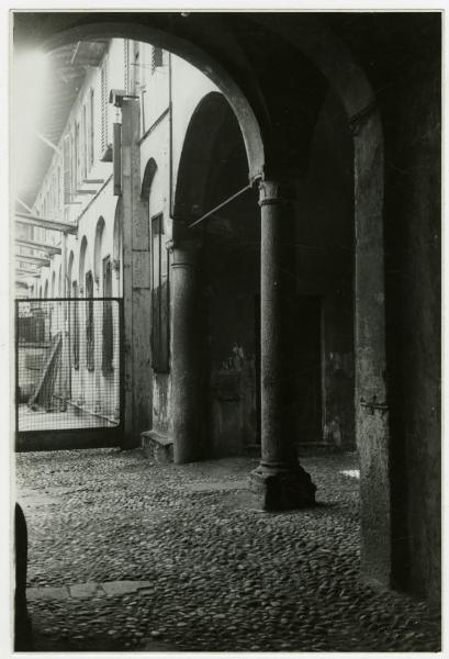 Milano - Monastero di Sant' Erasmo - Chiostro