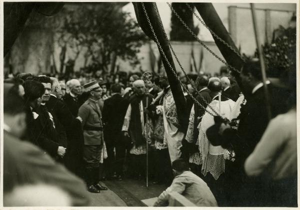 Milano - Opera Cardinal Ferrari - Vittorio Emanuele III - Cardinale Tosi - Cerimonia di posa della prima pietra