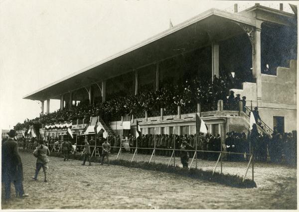 Milano - Campo Polisportivo alle Vallazze - Tribuna - Palco reale