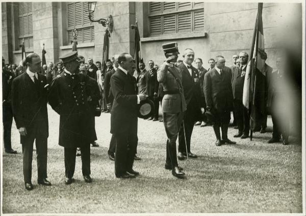 Milano - Palazzo Reale - S.A.R. il Principe Ereditario Umberto - Combattenti