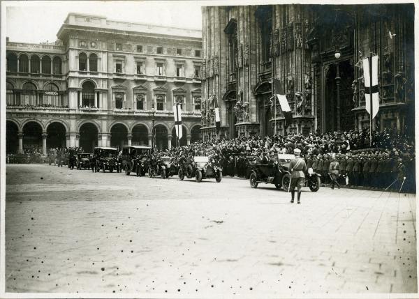 Milano - Piazza del Duomo - Generale Diaz