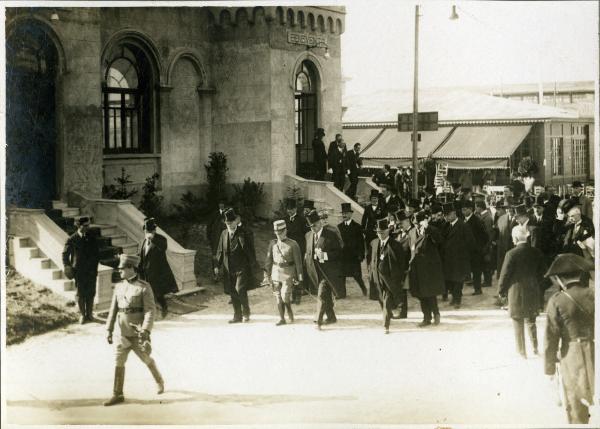 Milano - Fiera Campionaria - Padiglione Benevento - S. M. il Re d'Italia Vittorio Emanuele III