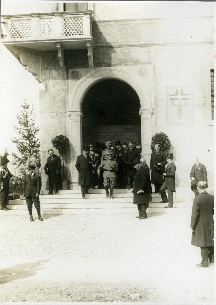 Milano - Fiera Campionaria - Padiglione tridentino - S. M. il Re d'Italia Vittorio Emanuele III