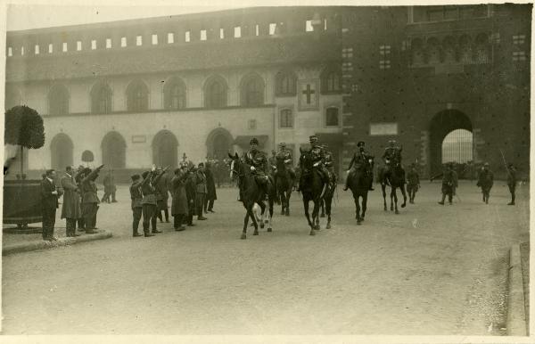 Milano - Castello Sforzesco - Mussolini - Generale Cattaneo - Generale Danioni - Generale Sircaria - Generale Grosselli