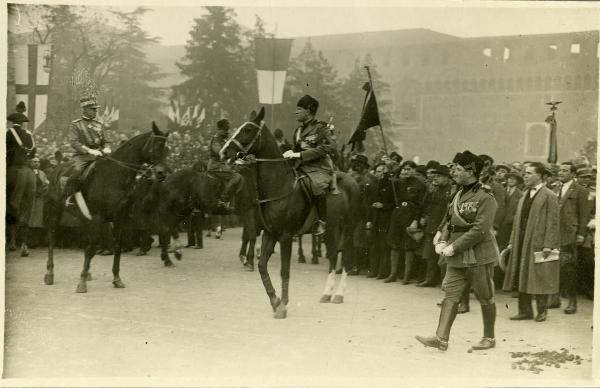 Milano - Castello Sforzesco - Mussolini a cavallo