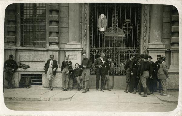 Milano - Piazza della Scala - Giornate di sciopero generale